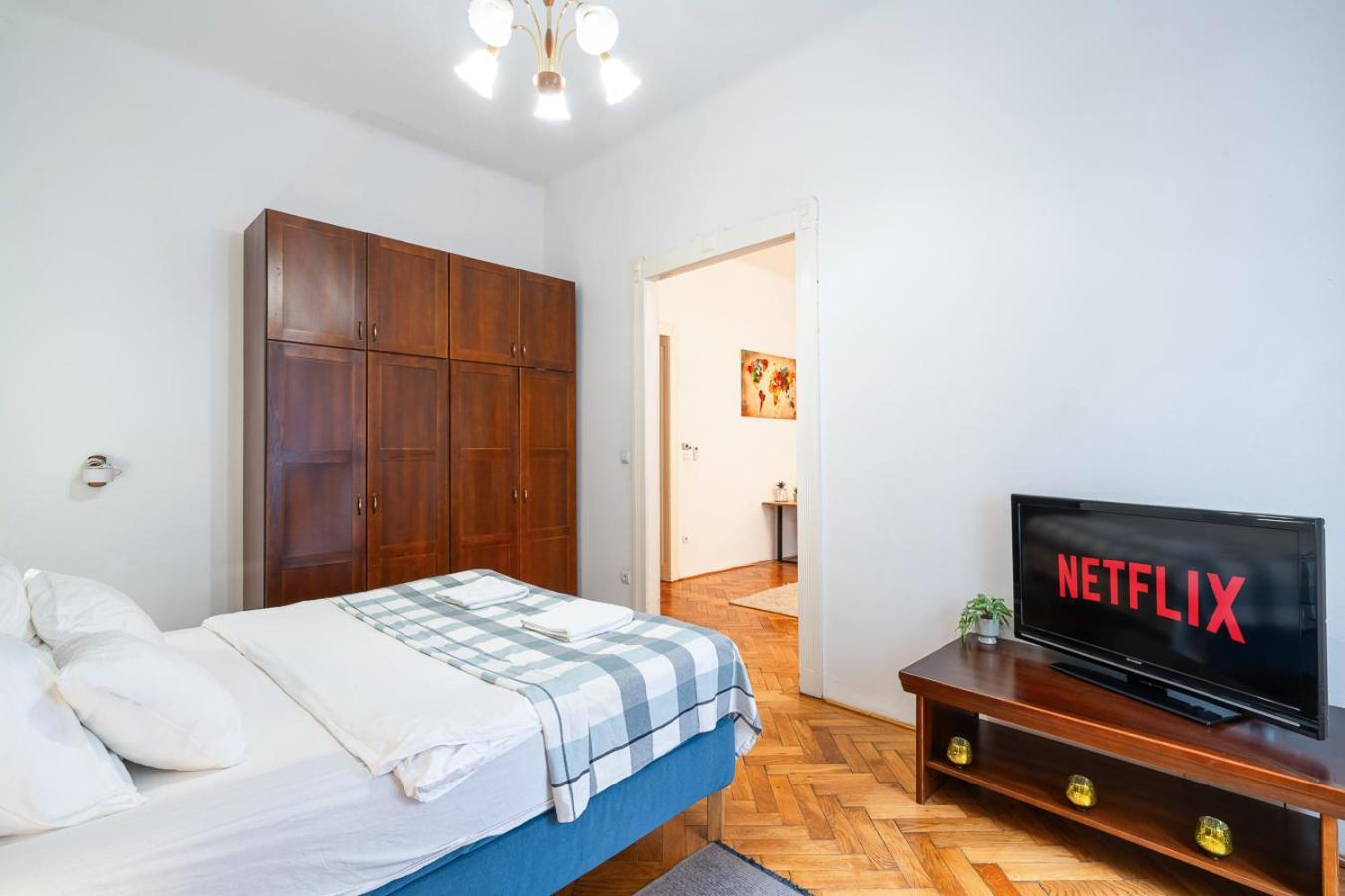 בודפשט Beautiful Spacious Three-Room Suite Close To Buda Castle מראה חיצוני תמונה