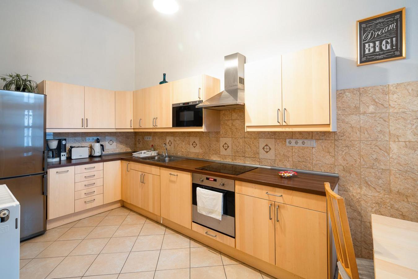 בודפשט Beautiful Spacious Three-Room Suite Close To Buda Castle מראה חיצוני תמונה