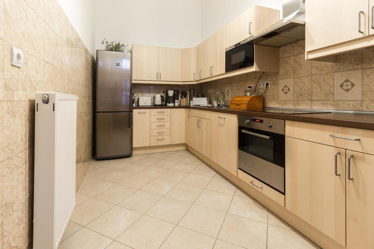 בודפשט Beautiful Spacious Three-Room Suite Close To Buda Castle מראה חיצוני תמונה