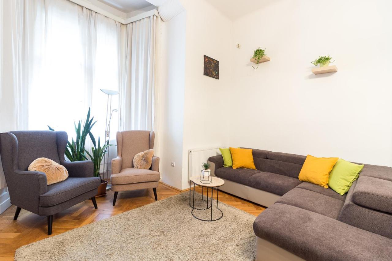 בודפשט Beautiful Spacious Three-Room Suite Close To Buda Castle מראה חיצוני תמונה
