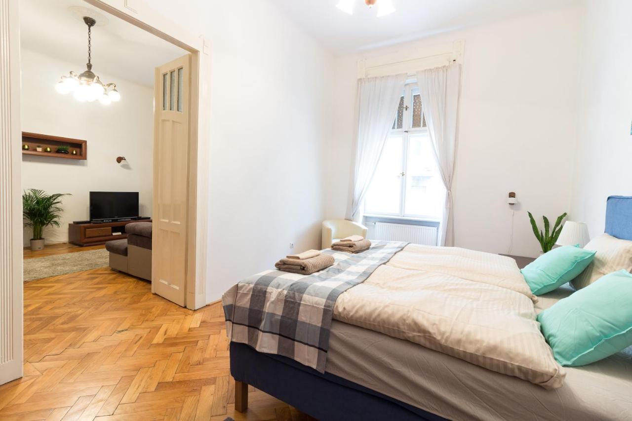 בודפשט Beautiful Spacious Three-Room Suite Close To Buda Castle מראה חיצוני תמונה